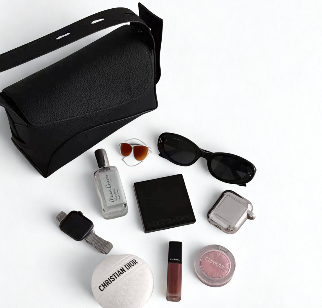 Timeless Curve Shoulder Bag