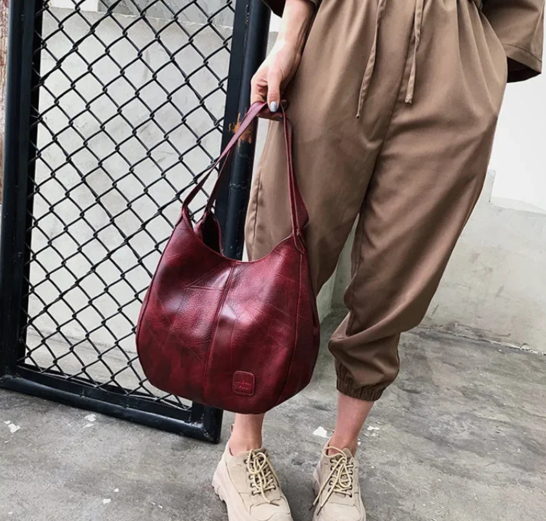 Spacious Daily Shoulder Bag