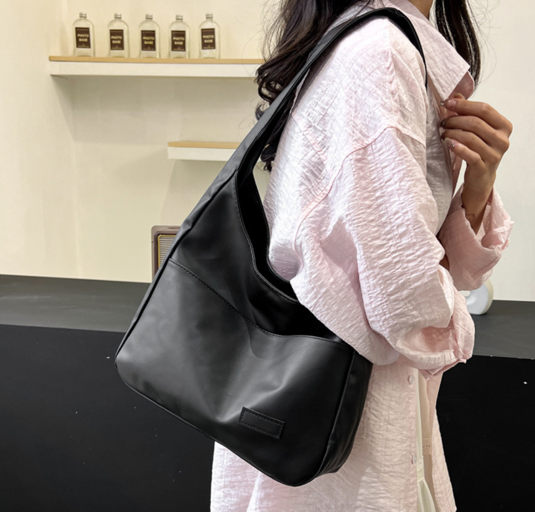 Everyday Victoria Shoulder Bag